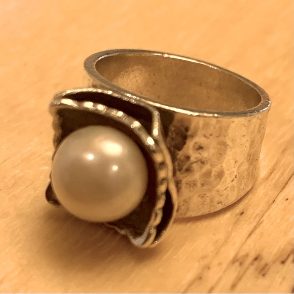Silpada Hammered Freshwater Pearl Ring R0898 Retired size 7 - Picture 8 of 15
